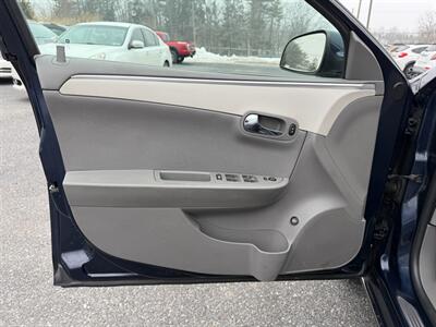 2012 Chevrolet Malibu LT   - Photo 10 - Jonestown, PA 17038