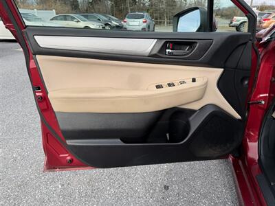2016 Subaru Legacy 2.5i Premium   - Photo 9 - Jonestown, PA 17038