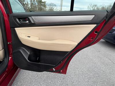 2016 Subaru Legacy 2.5i Premium   - Photo 13 - Jonestown, PA 17038