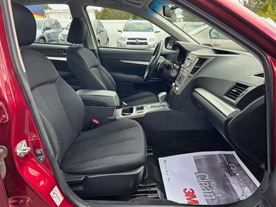 2011 Subaru Legacy 2.5i Premium   - Photo 23 - Jonestown, PA 17038