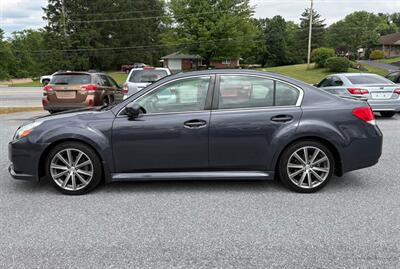 2013 Subaru Legacy 2.5i Premium Sedan