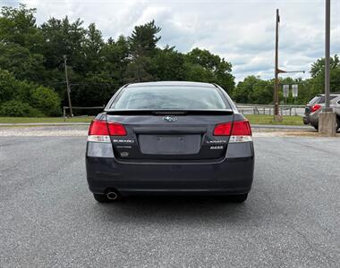 2013 Subaru Legacy 2.5i Premium   - Photo 7 - Jonestown, PA 17038
