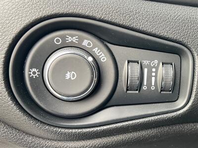 2016 Jeep Renegade Latitude   - Photo 9 - Jonestown, PA 17038