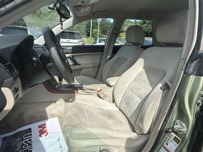 2006 Subaru Outback 2.5i - Photo 10 - Jonestown, PA 17038