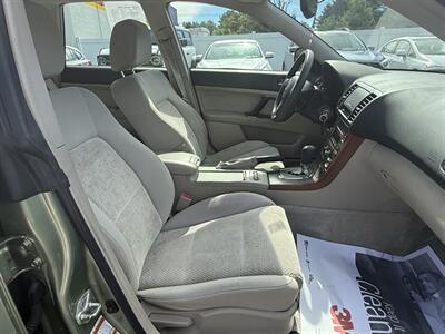 2006 Subaru Outback 2.5i - Photo 17 - Jonestown, PA 17038