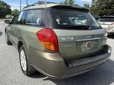 2006 Subaru Outback 2.5i - Photo 7 - Jonestown, PA 17038