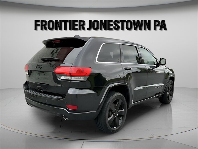 2015 Jeep Grand Cherokee Laredo - Photo 6 - Jonestown, PA 17038