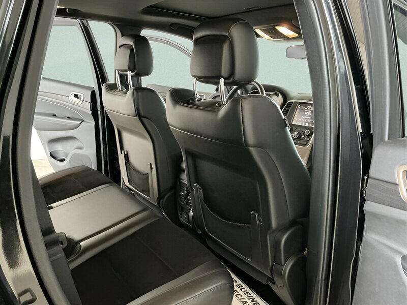 2015 Jeep Grand Cherokee Laredo - Photo 19 - Jonestown, PA 17038