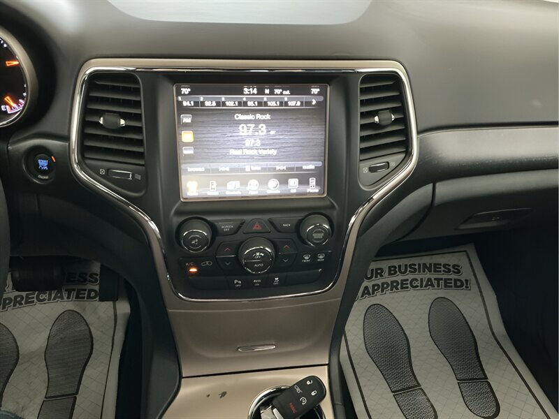 2015 Jeep Grand Cherokee Laredo - Photo 10 - Jonestown, PA 17038