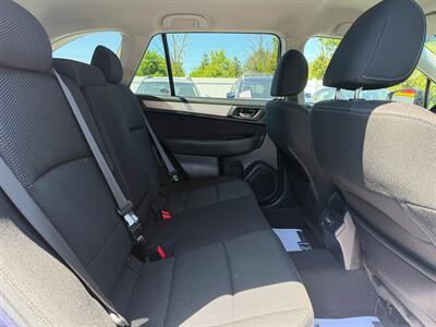 2018 Subaru Outback 2.5i Premium - Photo 14 - Jonestown, PA 17038