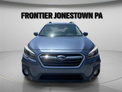 2018 Subaru Outback 2.5i Premium   - Photo 2 - Jonestown, PA 17038