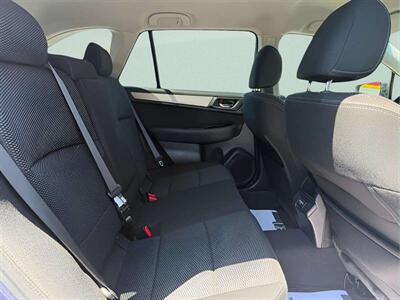 2018 Subaru Outback 2.5i Premium   - Photo 14 - Jonestown, PA 17038