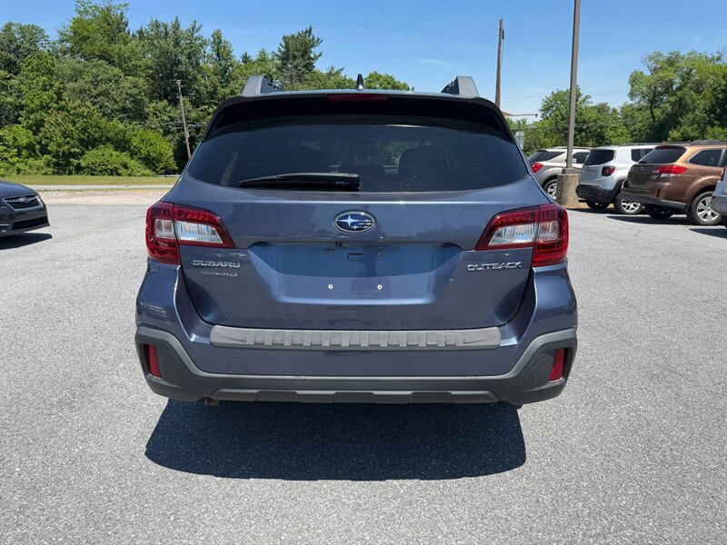 2018 Subaru Outback 2.5i Premium - Photo 7 - Jonestown, PA 17038