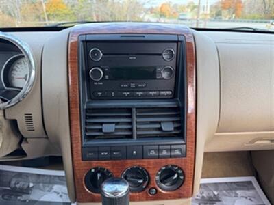 2009 Ford Explorer Eddie Bauer   - Photo 21 - Jonestown, PA 17038