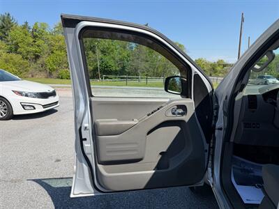 2016 Nissan Frontier Sv   - Photo 9 - Jonestown, PA 17038