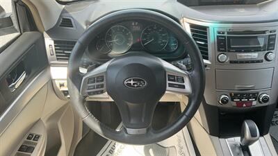 2012 Subaru Outback 2.5i Premium - Photo 9 - Jonestown, PA 17038