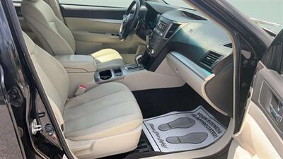 2012 Subaru Outback 2.5i Premium - Photo 19 - Jonestown, PA 17038