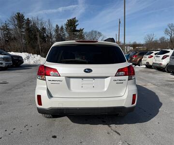 2011 Subaru Outback 2.5i Premium   - Photo 7 - Jonestown, PA 17038
