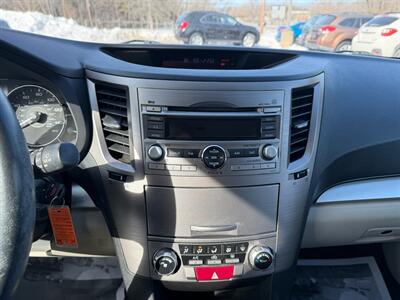 2011 Subaru Outback 2.5i Premium   - Photo 25 - Jonestown, PA 17038