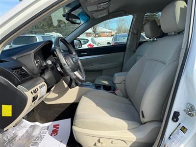 2011 Subaru Outback 2.5i Premium   - Photo 10 - Jonestown, PA 17038