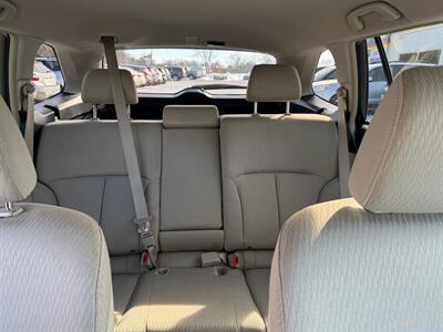 2011 Subaru Outback 2.5i Premium   - Photo 19 - Jonestown, PA 17038