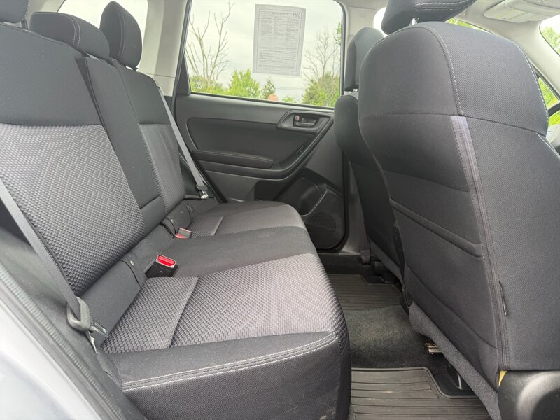 2015 Subaru Forester 2.5i Premium - Photo 15 - Jonestown, PA 17038