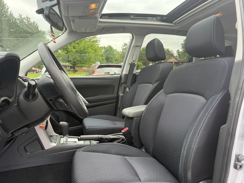2015 Subaru Forester 2.5i Premium - Photo 10 - Jonestown, PA 17038