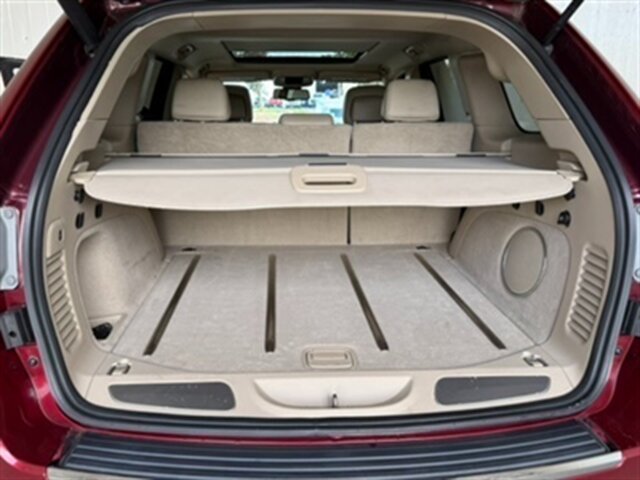 2014 Jeep Grand Cherokee Overland - Photo 25 - Millerstown, PA 17062