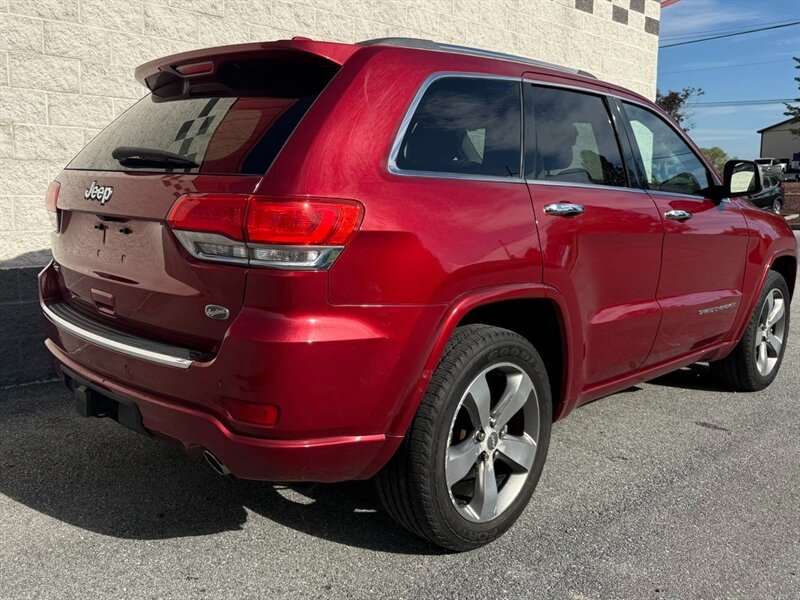 2014 Jeep Grand Cherokee Overland - Photo 8 - Millerstown, PA 17062