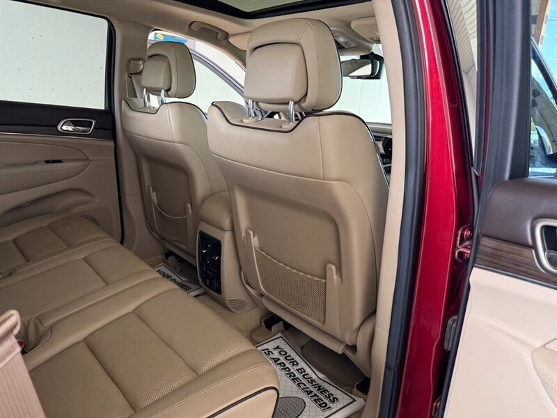 2014 Jeep Grand Cherokee Overland - Photo 20 - Millerstown, PA 17062