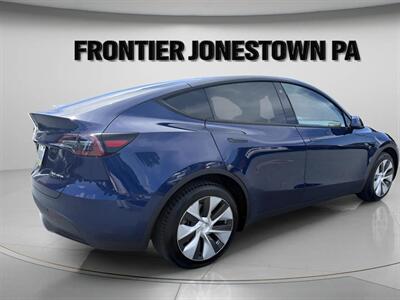 2023 Tesla Model Y - Photo 5 - Jonestown, PA 17038