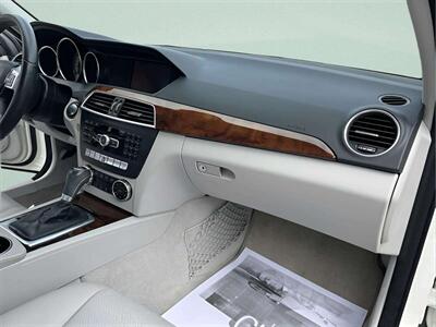 2012 Mercedes-Benz C 300 Sport 4MATIC - Photo 13 - Jonestown, PA 17038