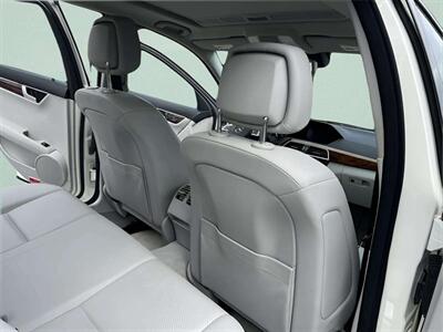 2012 Mercedes-Benz C 300 Sport 4MATIC - Photo 10 - Jonestown, PA 17038