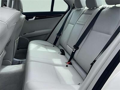 2012 Mercedes-Benz C 300 Sport 4MATIC - Photo 8 - Jonestown, PA 17038