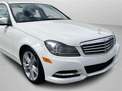 2012 Mercedes-Benz C 300 Sport 4MATIC - Photo 28 - Jonestown, PA 17038