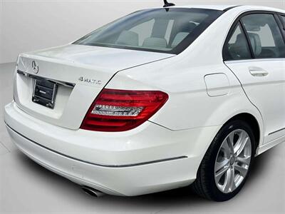 2012 Mercedes-Benz C 300 Sport 4MATIC - Photo 29 - Jonestown, PA 17038