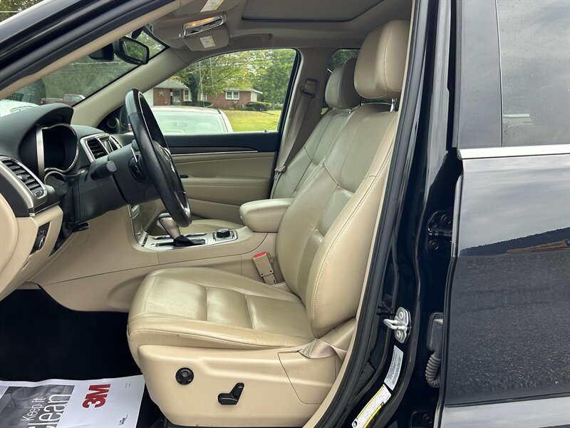 2017 Jeep Grand Cherokee Limited   - Photo 10 - Jonestown, PA 17038