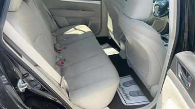 2014 Subaru Outback 2.5i Premium   - Photo 18 - Jonestown, PA 17038