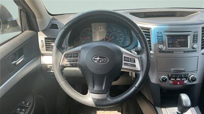 2014 Subaru Outback 2.5i Premium - Photo 9 - Jonestown, PA 17038