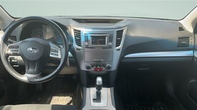 2014 Subaru Outback 2.5i Premium - Photo 7 - Jonestown, PA 17038