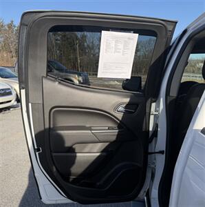 2018 GMC Canyon All Terrain   - Photo 12 - Jonestown, PA 17038