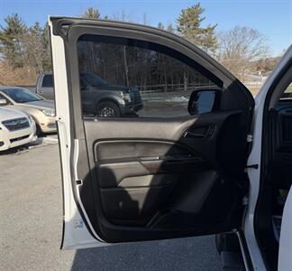 2018 GMC Canyon All Terrain   - Photo 9 - Jonestown, PA 17038