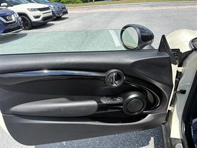 2017 MINI Hardtop 2 Door Cooper - Photo 10 - Jonestown, PA 17038