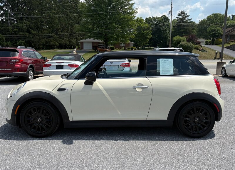 2017 MINI Hardtop 2 Door Cooper  
