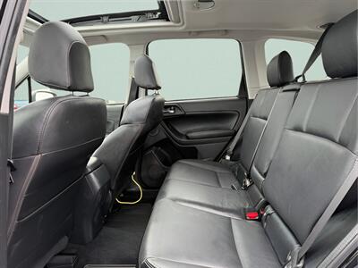 2016 Subaru Forester 2.5i Limited - Photo 12 - Jonestown, PA 17038