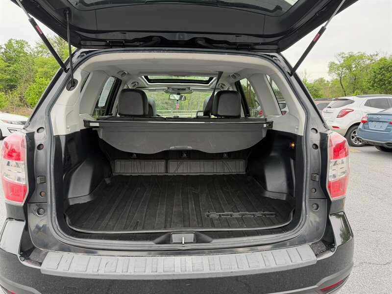 2016 Subaru Forester 2.5i Limited - Photo 13 - Jonestown, PA 17038
