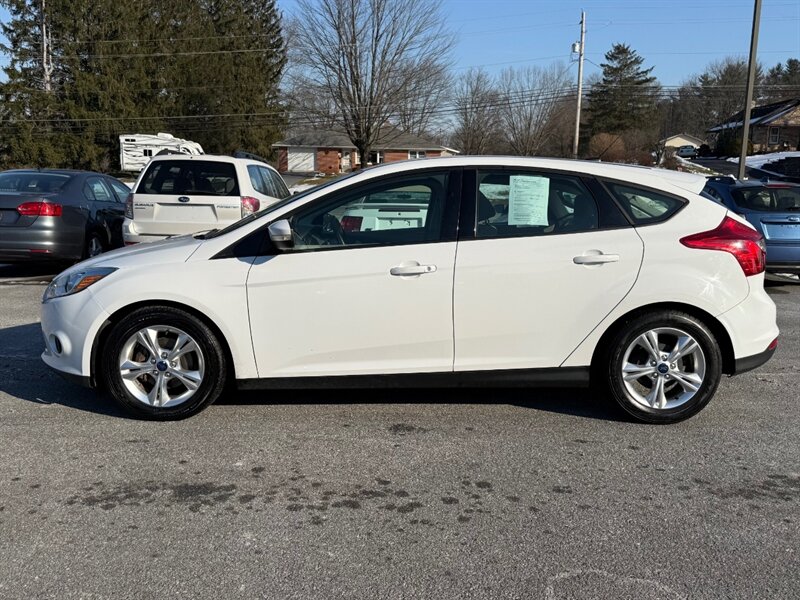 2013 Ford Focus SE's photo