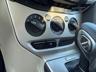 2013 Ford Focus SE   - Photo 23 - Jonestown, PA 17038