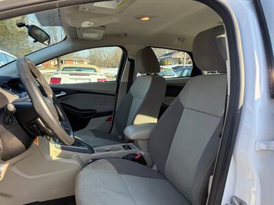 2013 Ford Focus SE   - Photo 10 - Jonestown, PA 17038