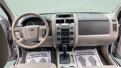 2008 Ford Escape XLT   - Photo 7 - Jonestown, PA 17038
